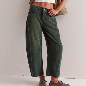 Free People We the Free Green Corduroy Good Luck Barrel Jeans NWOT size 25